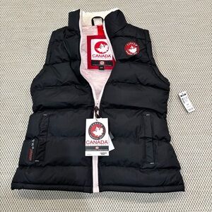 Canada Weather Gear Women’s Puffer Vest Jacket Size S/P NWT